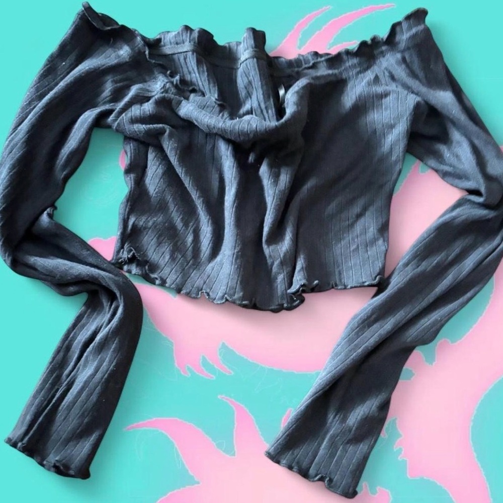 SHEIN Black Ribbed Off-Shoulder Crop Top